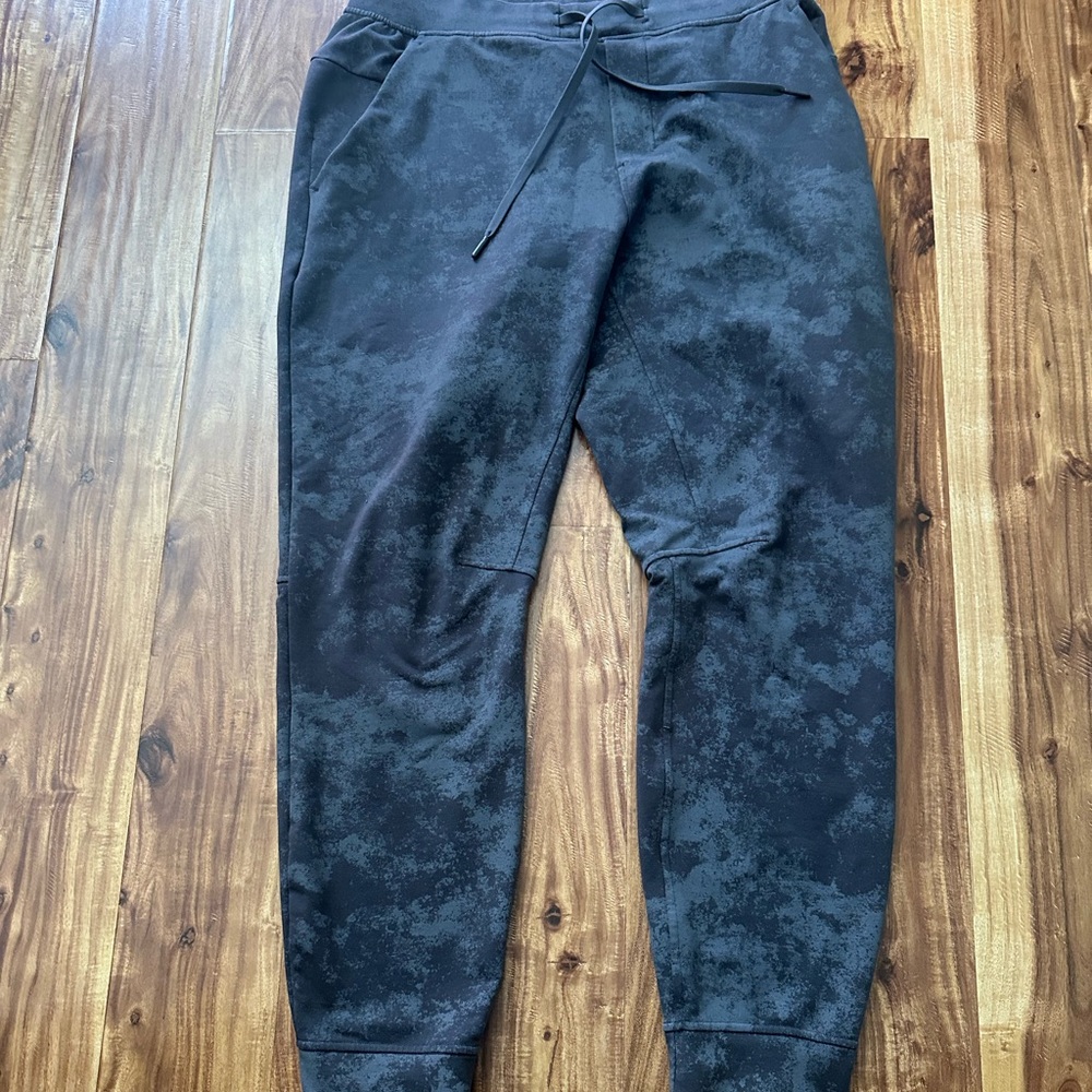 Lululemon city sweat jogger size large